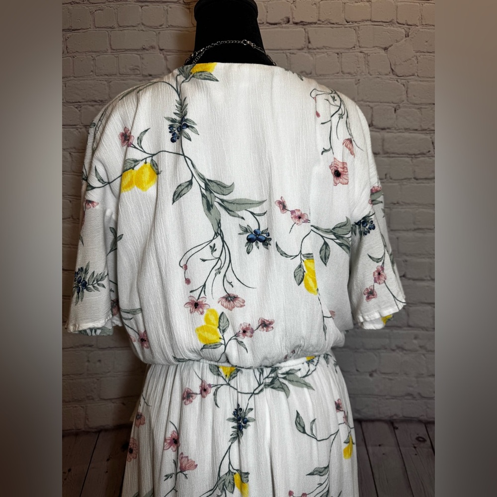 LC Lauren Conrad White Floral Mini Dress Sz L - Picture 6 of 16